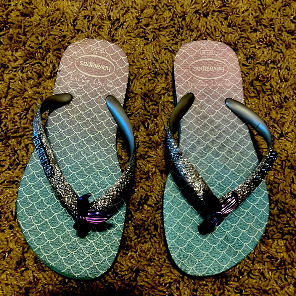 Havaiahas mermaid tail flip flops